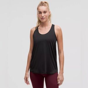 Lululemon Essential Tank Top
Pleated Size 4